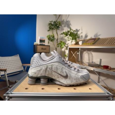 china cheap Nike Shox shoes free shipping->nike shox->Sneakers